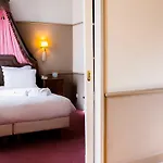 Mercure Centre De Paris ホテル ムーラン