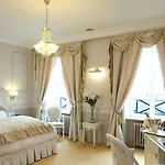 Mercure Centre De Paris ホテル ムーラン