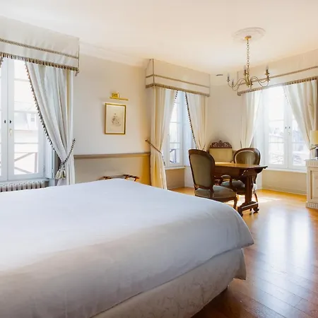 Mercure Centre De Paris 4* Μουλέν