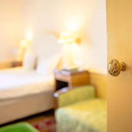 Mercure Centre De Paris Hotel 4*