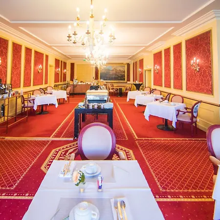 Mercure Centre De Paris Hotel 4*