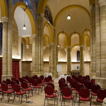 Mercure Centre De Paris Hotel 4*