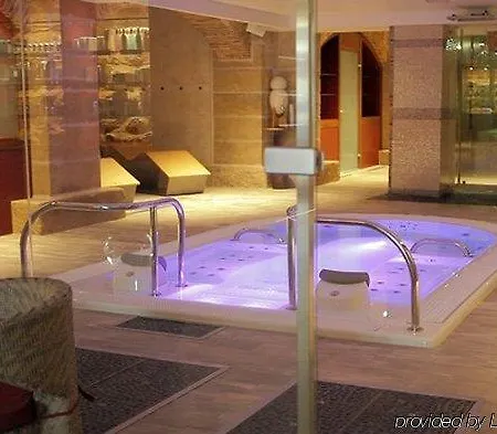 Mercure Centre De Paris Hotel 4*