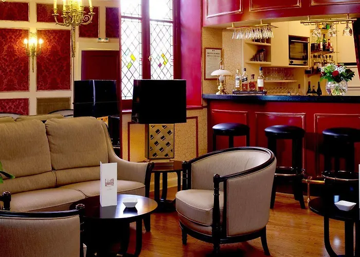 Отель Mercure Centre De Paris Мулен