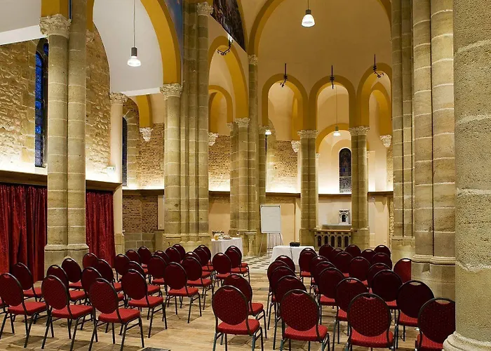 Mercure Centre De Paris Hotel 4*